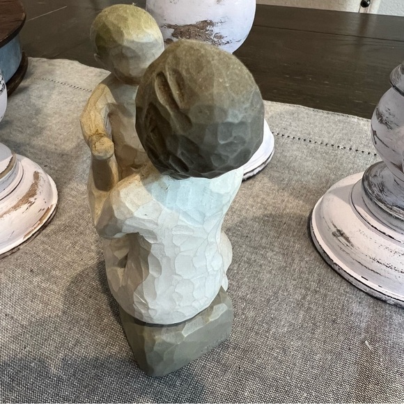 Willow Tree Grandmother  Figurine - Cream and Brown - Picture 3 of 4